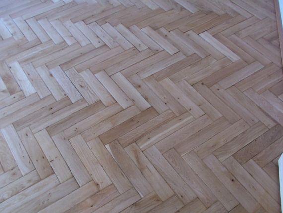 Lakování parketových podlah