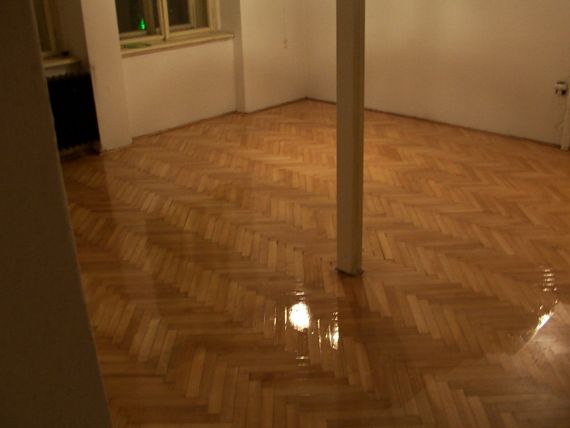 Lakované parketové podlahy v Sedlčanech