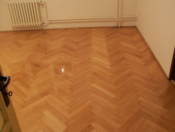 Obnova parketů v Benešově