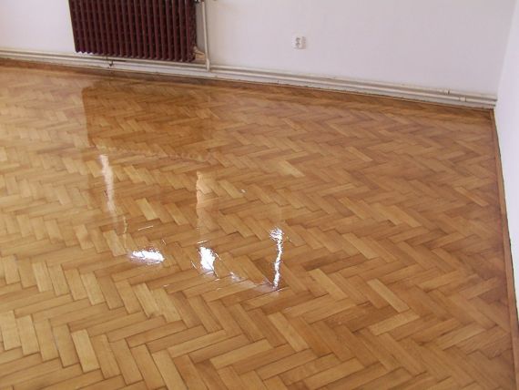 Broušení a renovace parket Praha