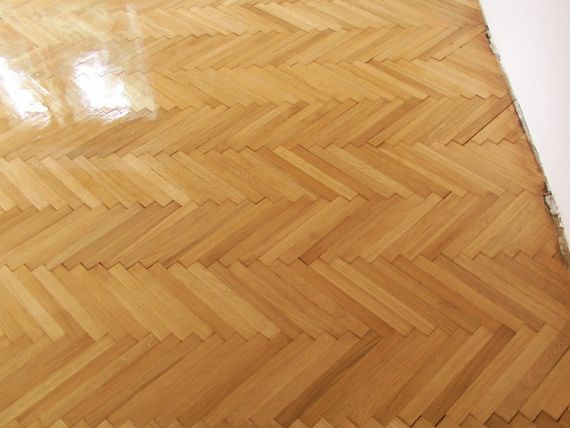 Lakování parket Praha 5