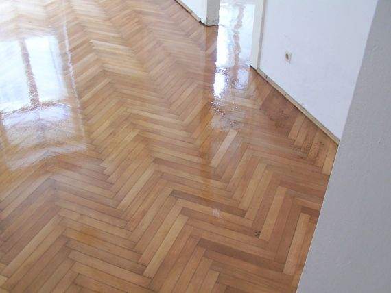 Lakované podlahy - Praha